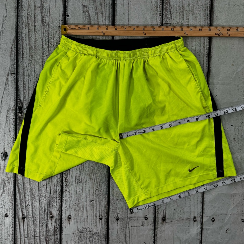 Nike Dri-FIT Men’s Large Neon Yellow Running Shorts Zipper Pocket - Picture 10 of 10